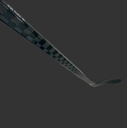 PRO BLACKOUT™️ Jääkiekkomaila (EXTRA LITE) Low Kickpoint